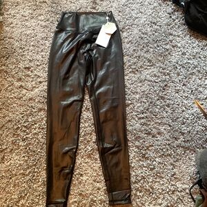 Buffbunny Rebel Legging - Vinyl Black